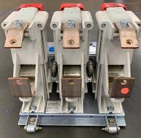 Roll Out Mounted Vacuum Contactor